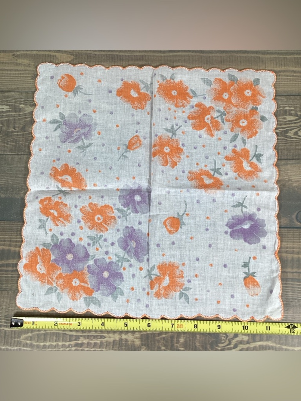 5 Vintage Lady’s Handkerchief Hankies Orange & Purples, White, Floral, Oriental - Picture 4 of 16